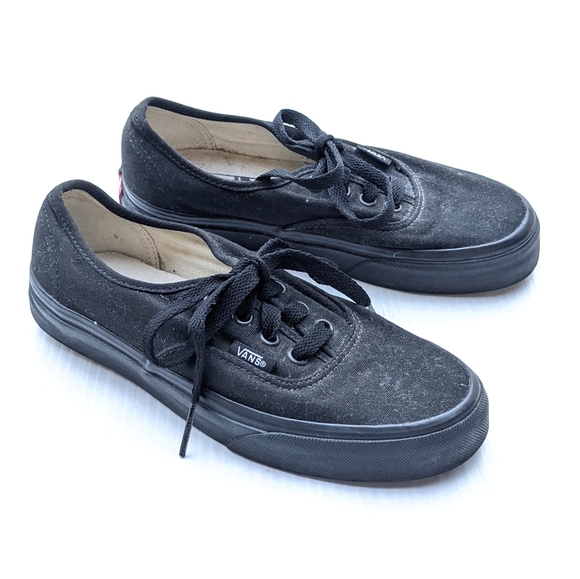 Vans Shoes - VANS black canvas low top sneakers